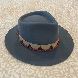 Worn once brixton hat